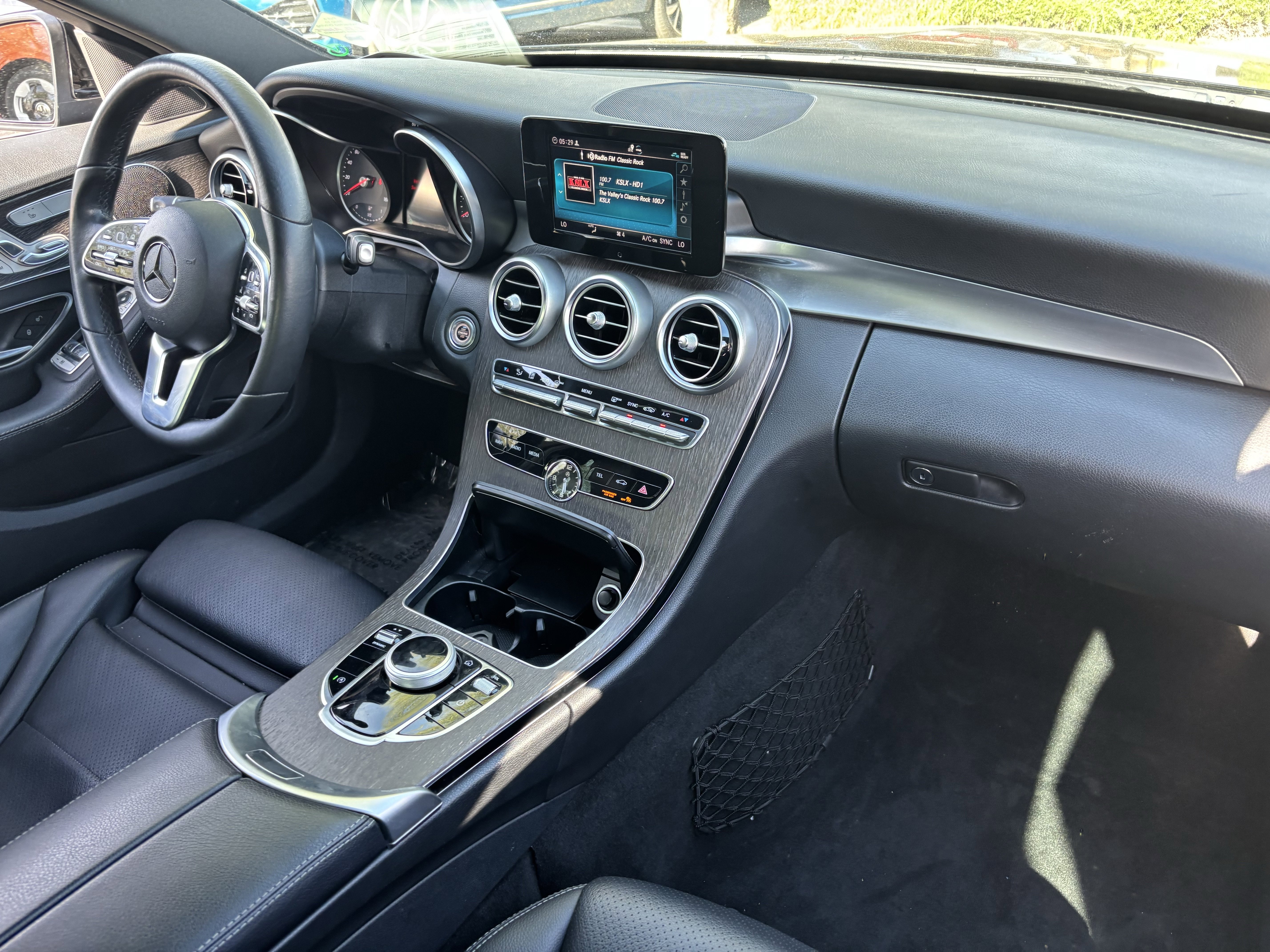 Used 2019 Mercedes-Benz C 300 Sedan image 10