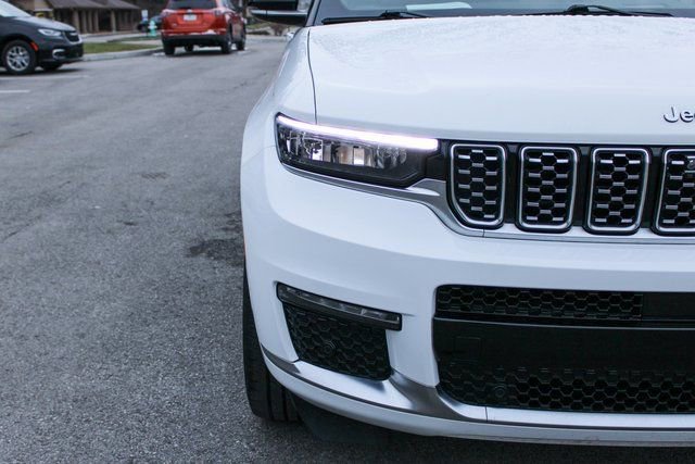 Used 2023 Jeep Grand Cherokee L Summit image 45