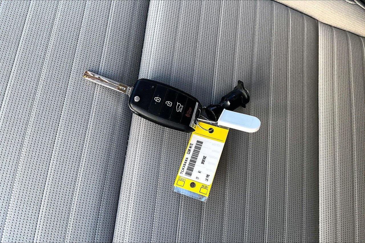 Used 2017 Kia Sportage LX w/ LX Popular Package FWD image 30