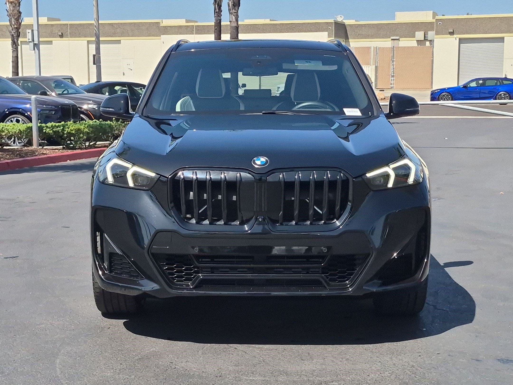 Used 2026 BMW X1 xDrive28i w/ Technology Package AWD/4WD image 3