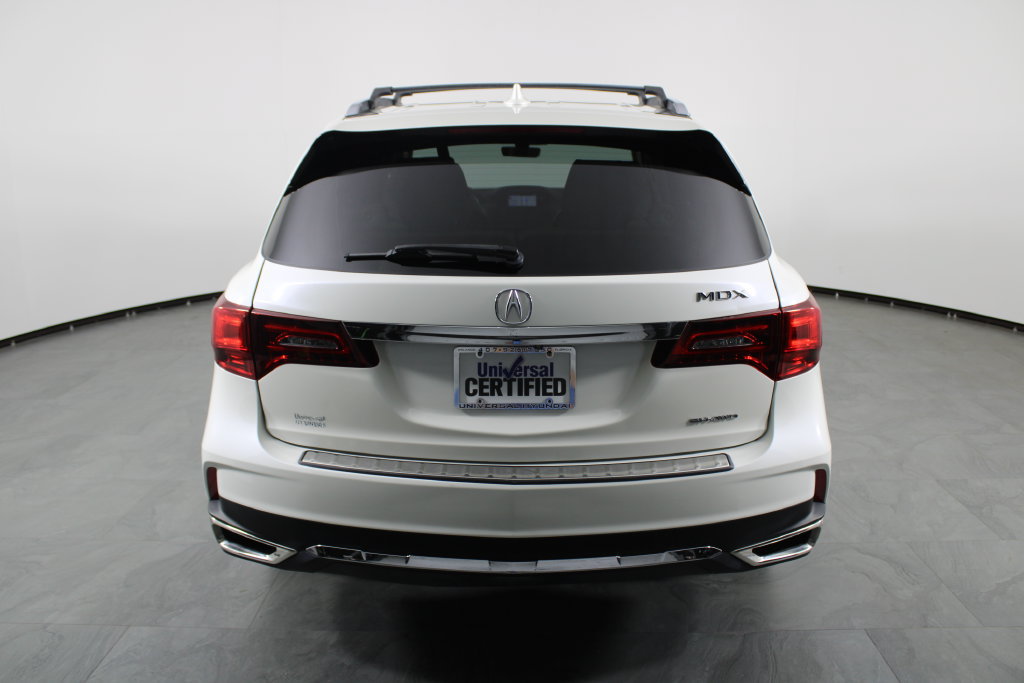 Used 2017 Acura MDX w/ Technology Package AWD/4WD image 10