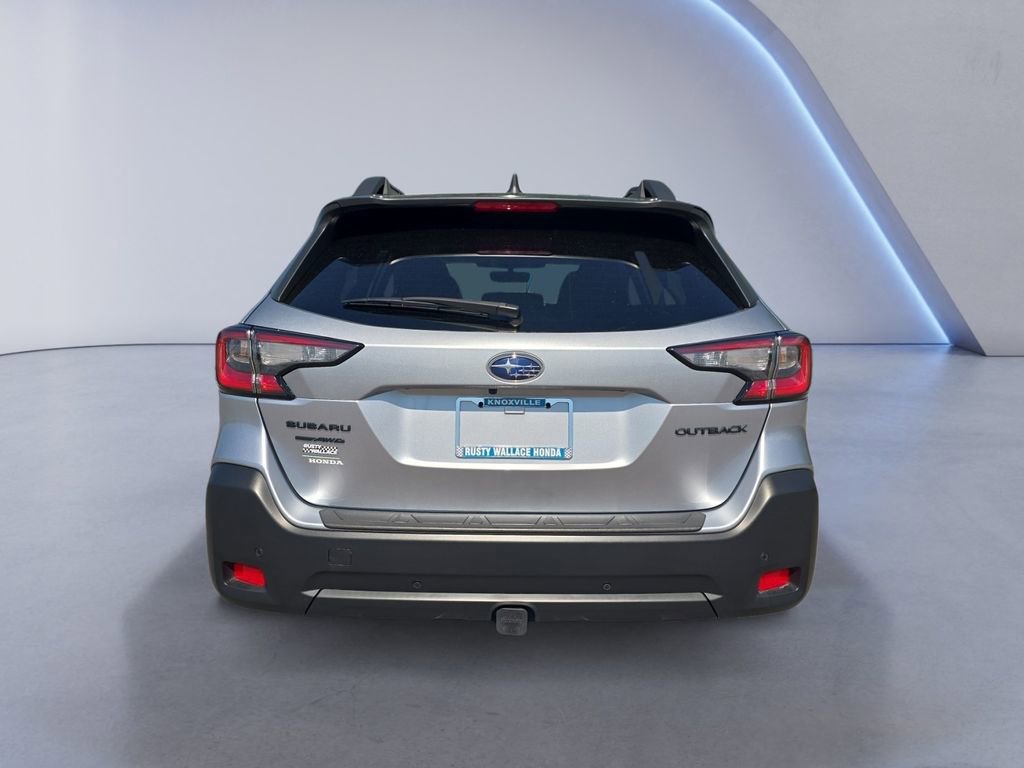 Used 2025 Subaru Outback Onyx Edition w/ Popular Package #2 image 4