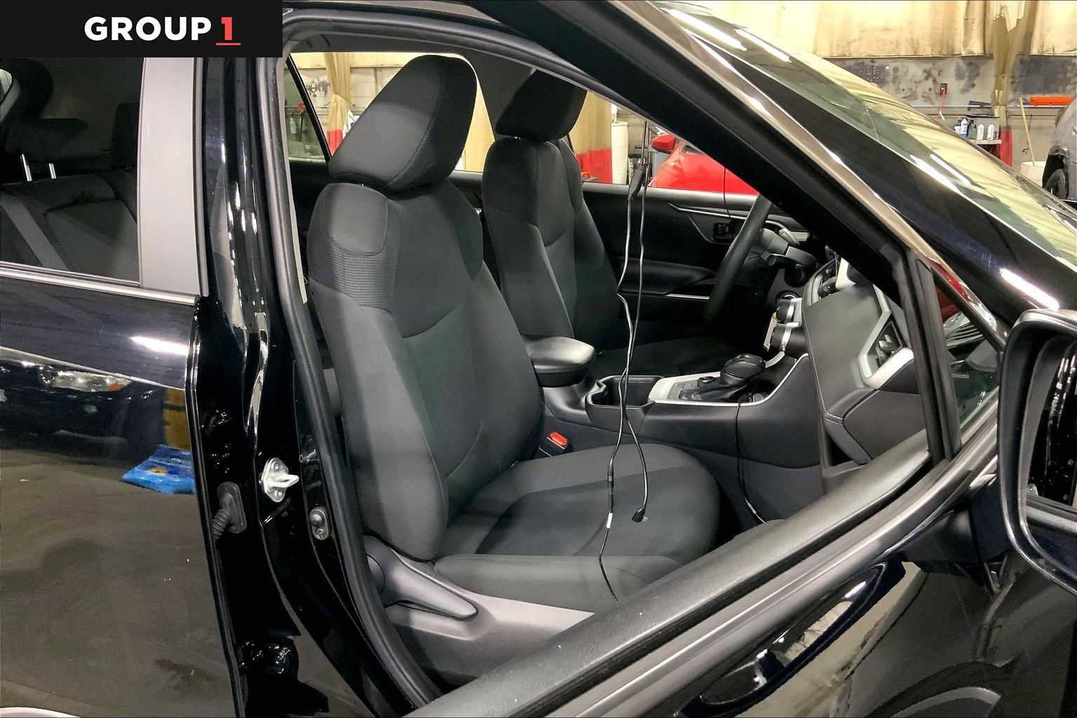 Used 2024 Toyota RAV4 LE image 9