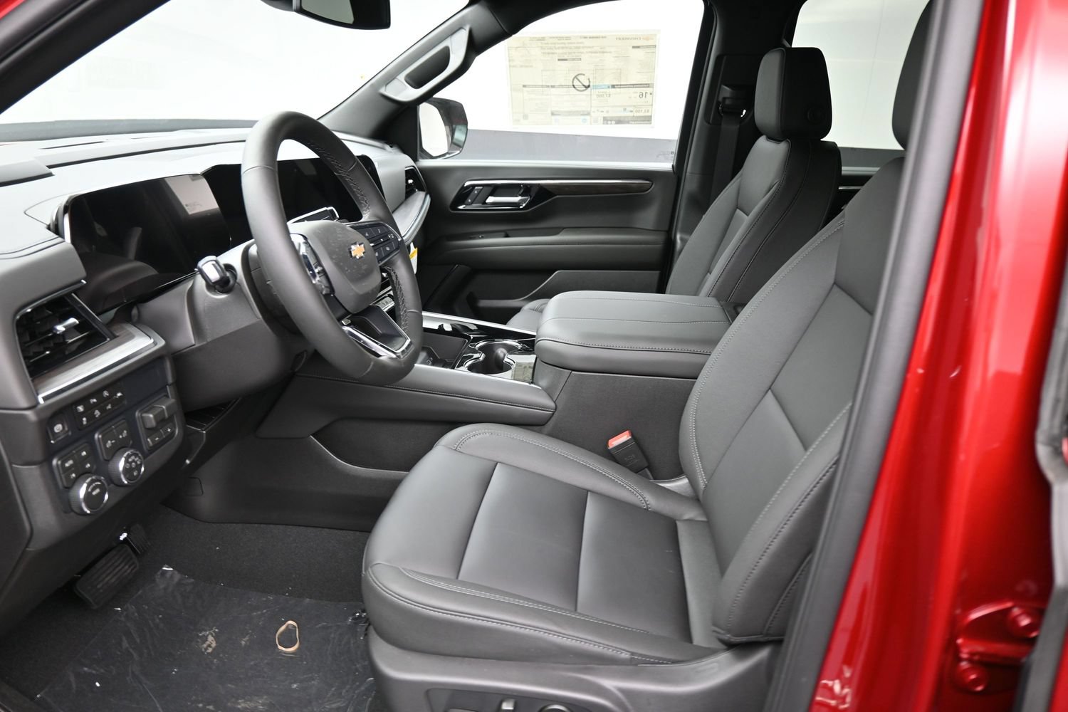 New 2026 Chevrolet Suburban LT w/ Comfort Package AWD/4WD image 15