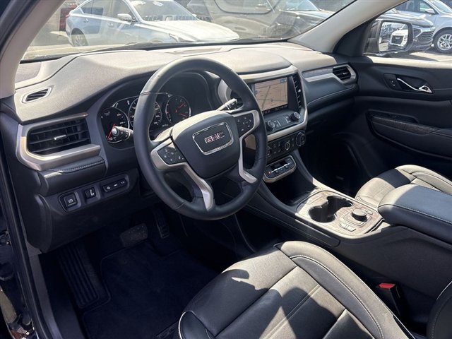 Certified 2023 GMC Acadia Denali w/ Denali Ultimate Package AWD/4WD image 10