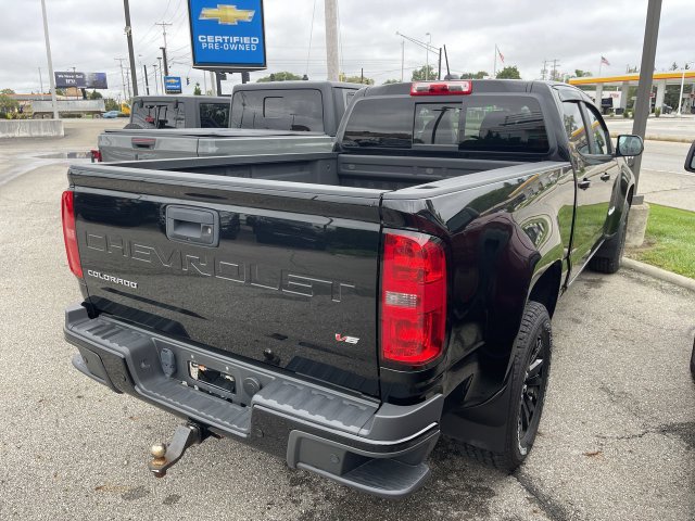 Used 2022 Chevrolet Colorado Z71 w/ Z71 Midnight Edition AWD/4WD image 9