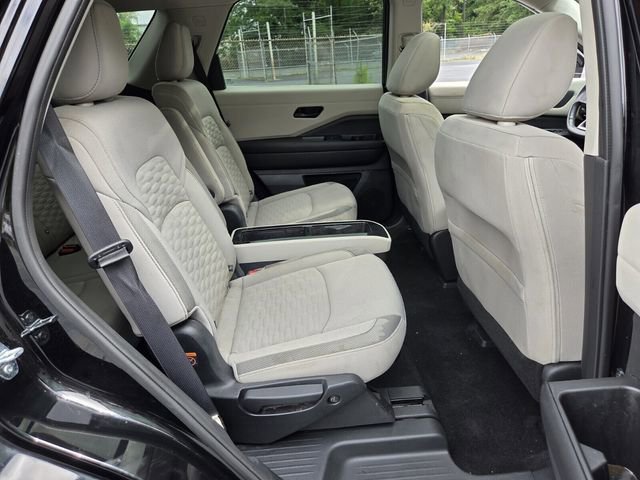 Used 2023 Nissan Pathfinder SV w/ SV Premium Package FWD image 15