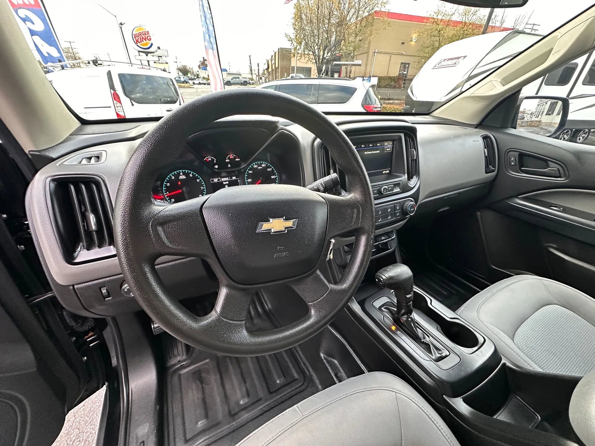 Used 2019 Chevrolet Colorado W/T image 9