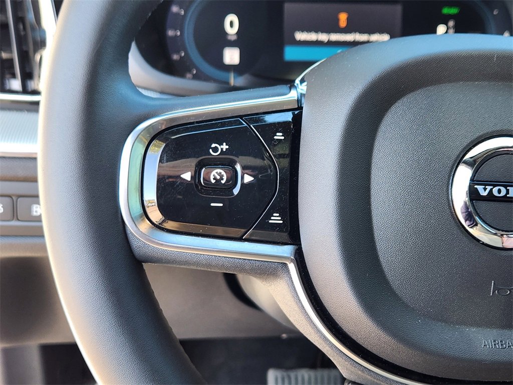 Used 2024 Volvo XC60 T8 Polestar image 9