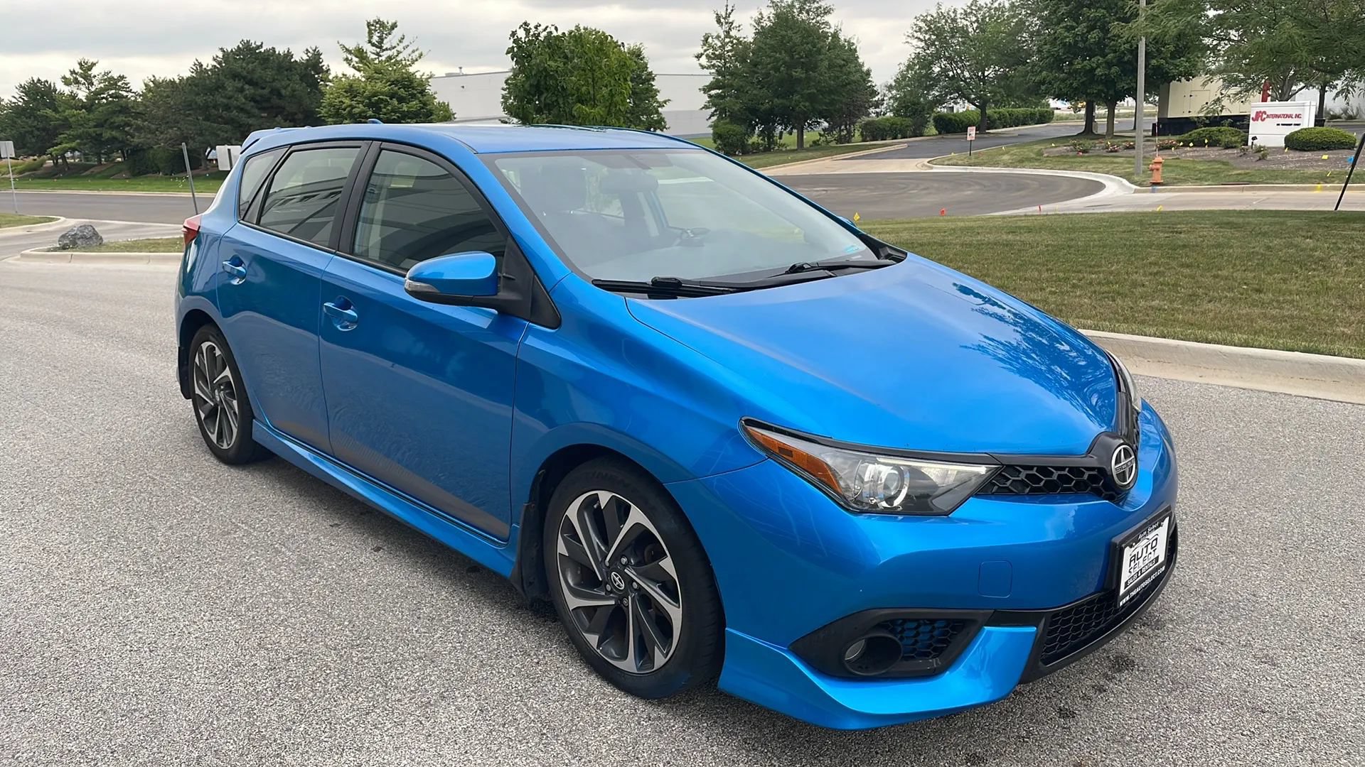 Used 2016 Scion iM FWD image 4