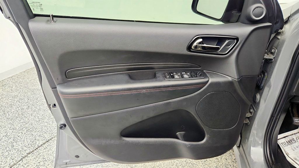 Used 2024 Dodge Durango R/T w/ Blacktop Package image 10