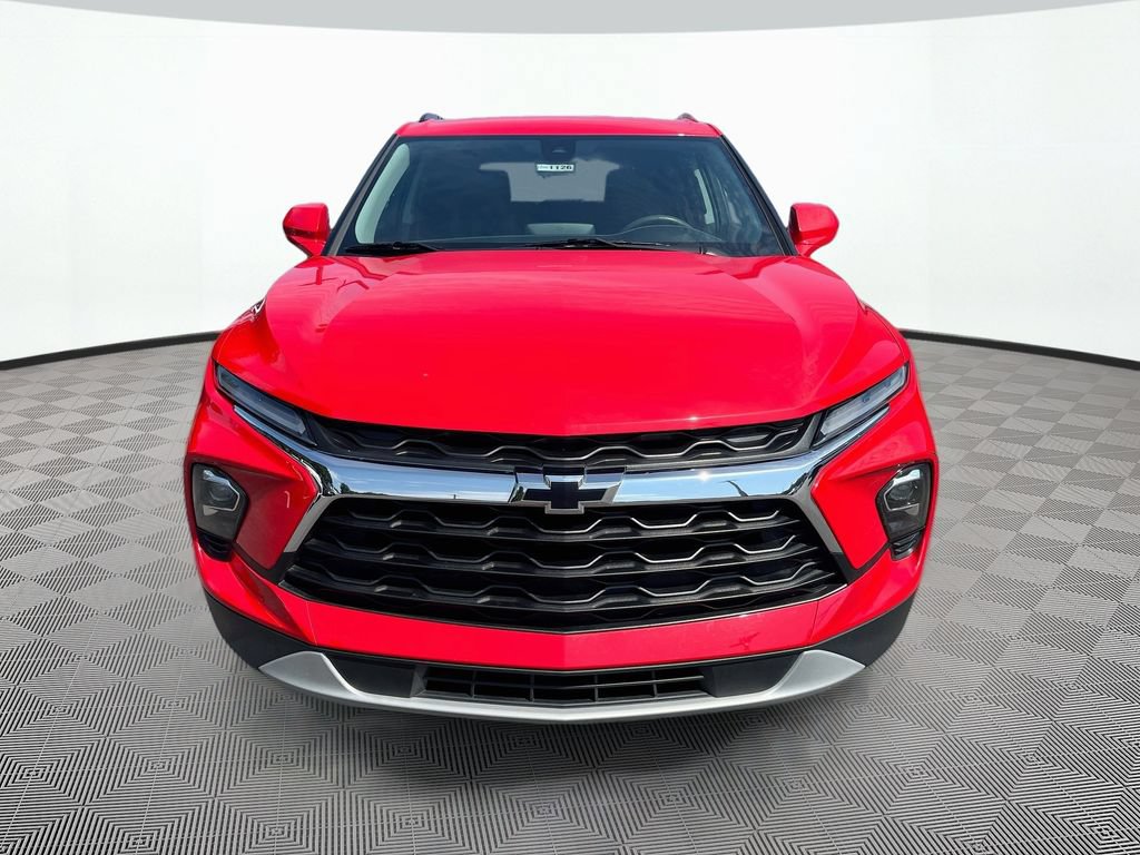 Used 2023 Chevrolet Blazer LT w/ Convenience Package FWD image 2