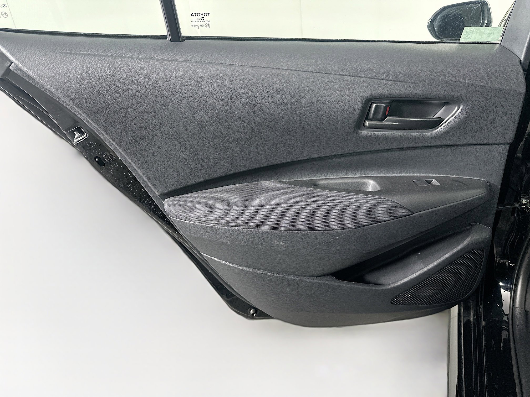 Used 2026 Toyota Corolla LE FWD image 25