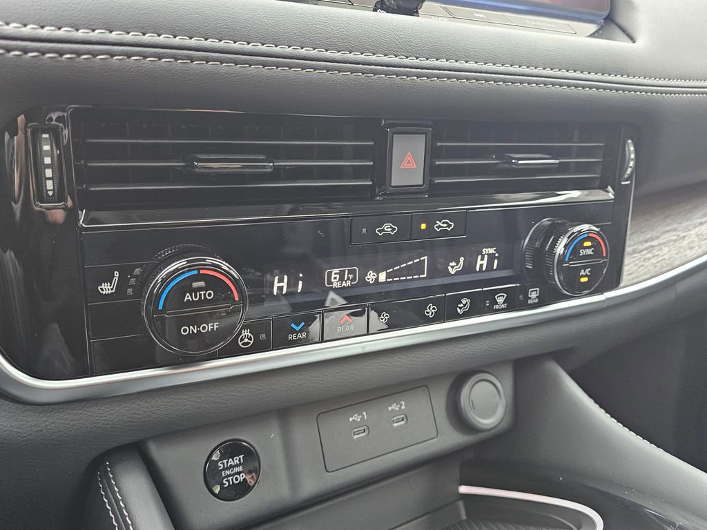 New 2026 Nissan Rogue Platinum image 24