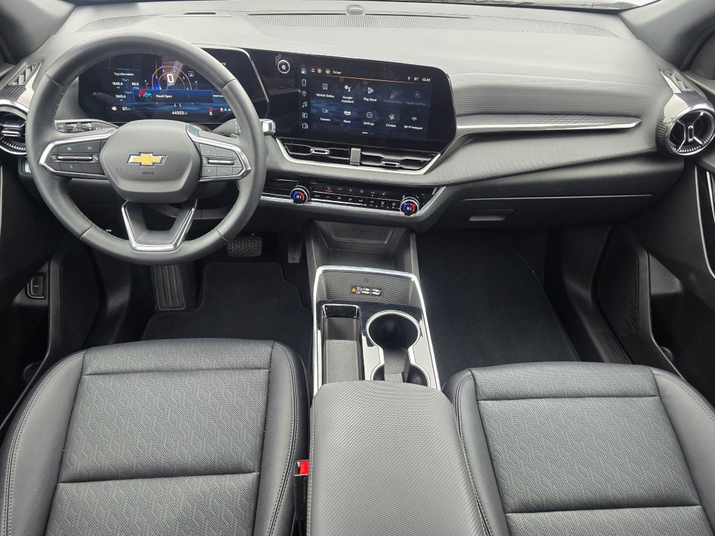 Used 2025 Chevrolet Equinox LT w/ Convenience Package II FWD image 17