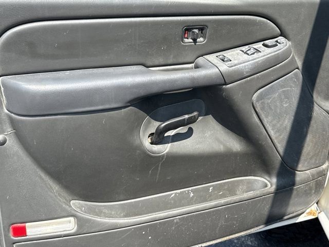 Used 2006 Chevrolet Silverado 3500 4x4 Regular Cab image 15