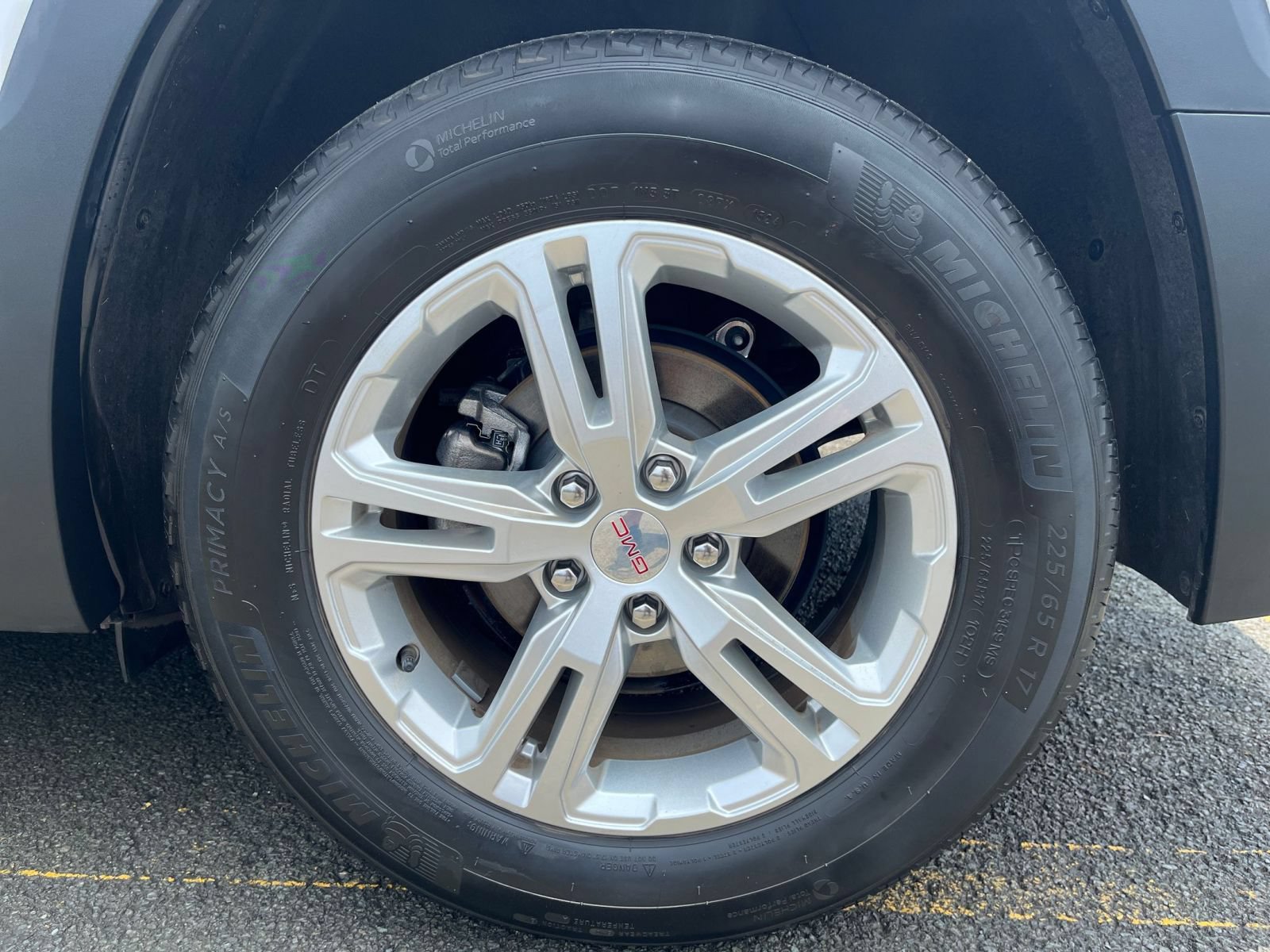 Used 2024 GMC Terrain SLE FWD image 30