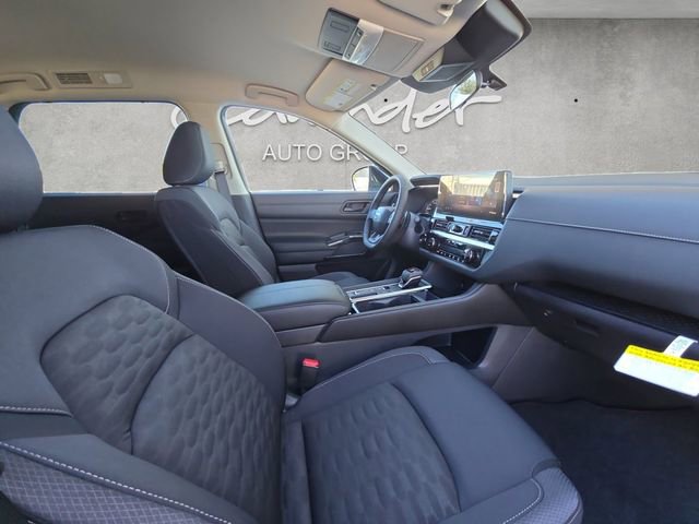 New 2026 Nissan Pathfinder SV image 24