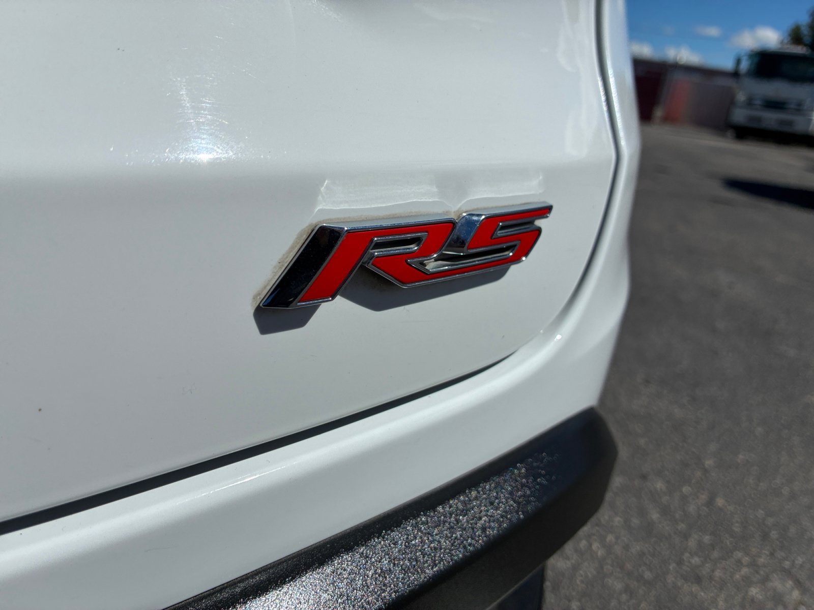Used 2024 Chevrolet Trax RS FWD image 16