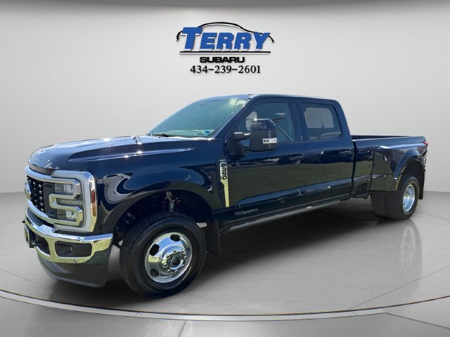 Used 2025 Ford F350 Lariat w/ Lariat Ultimate Package AWD/4WD image 3