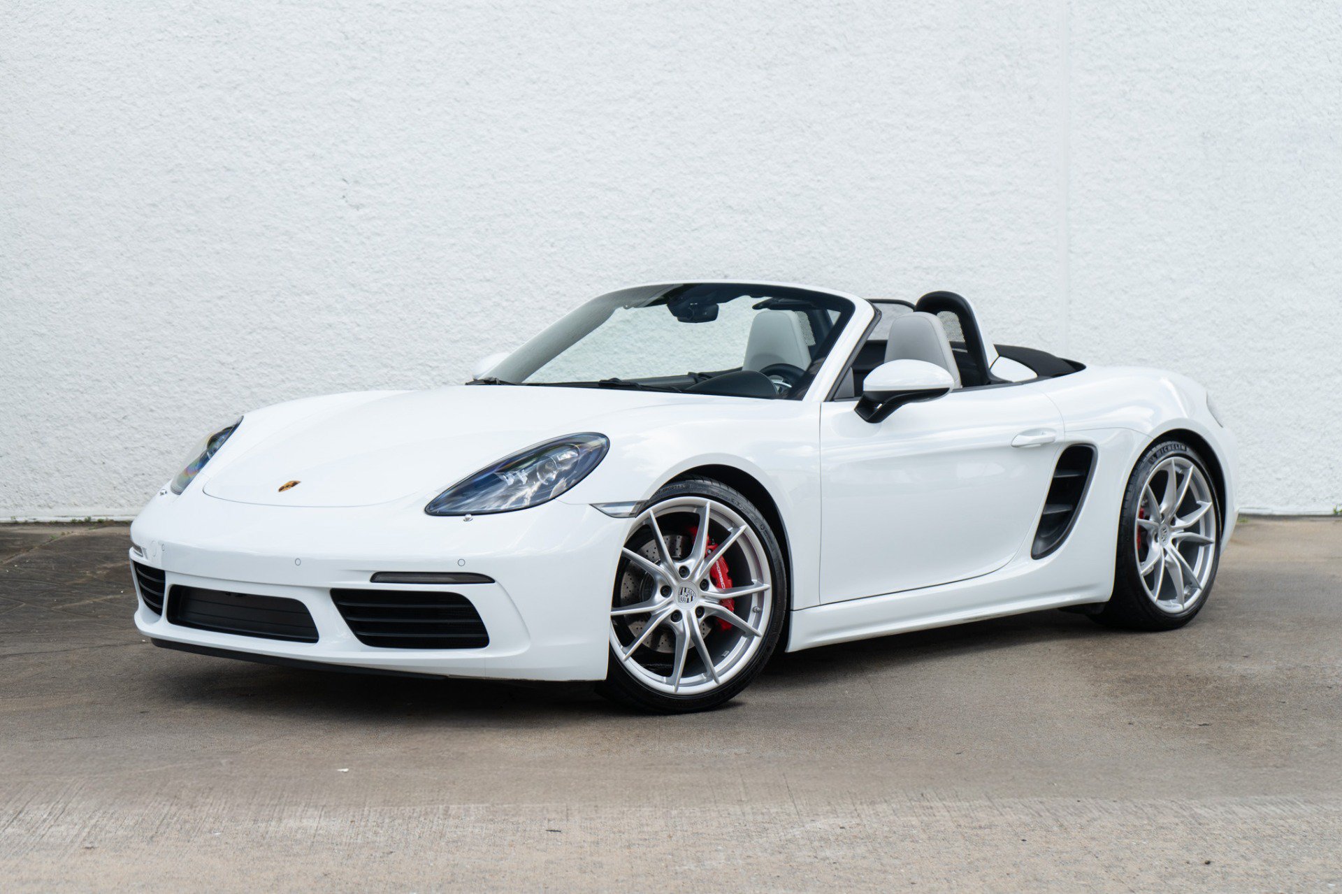 Used 2023 Porsche 718 Boxster S
