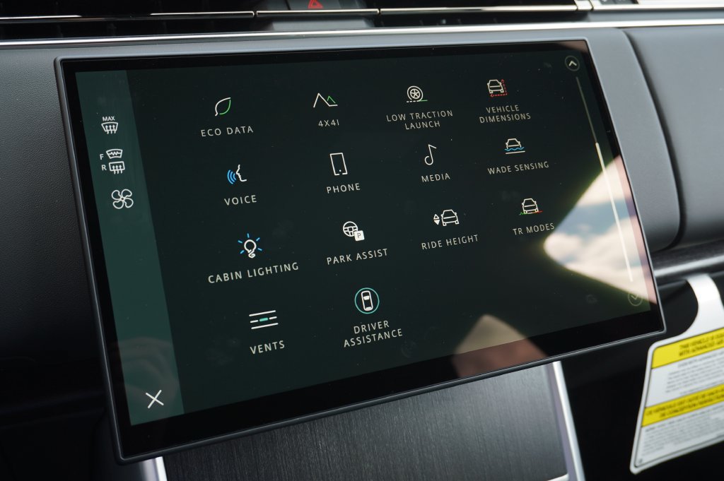 New 2026 Land Rover Range Rover SE AWD/4WD image 19