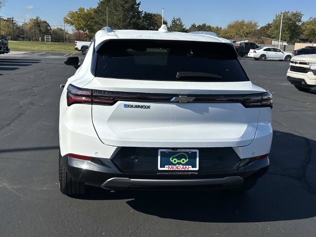 Certified 2024 Chevrolet Equinox EV LT FWD image 6