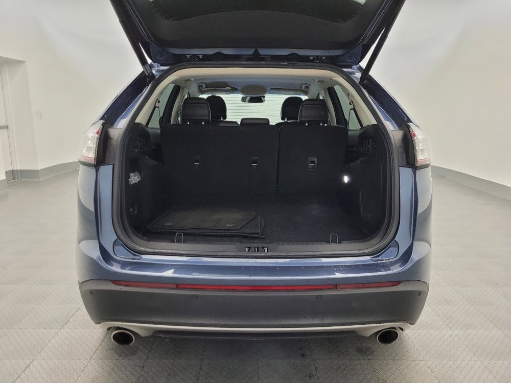 Used 2018 Ford Edge Titanium w/ Ford Safe & Smart Package image 29