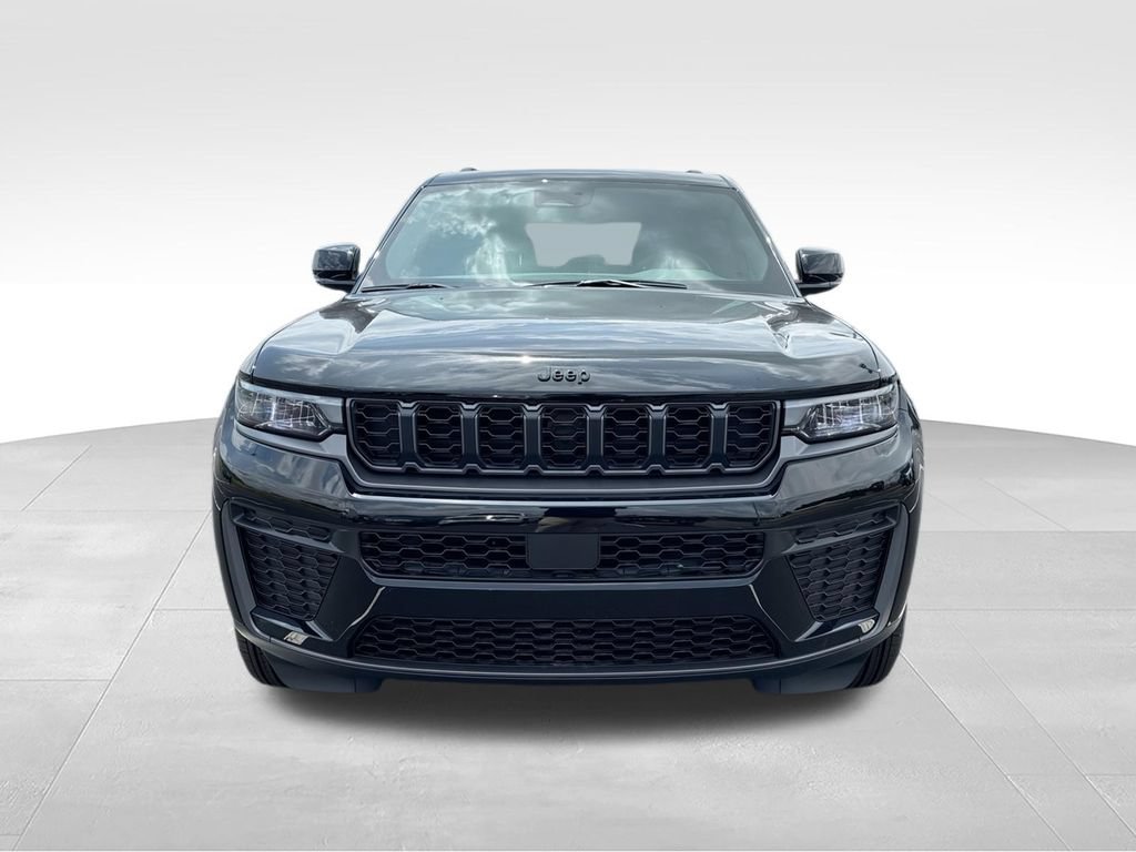 New 2026 Jeep Grand Cherokee Altitude AWD/4WD image 3