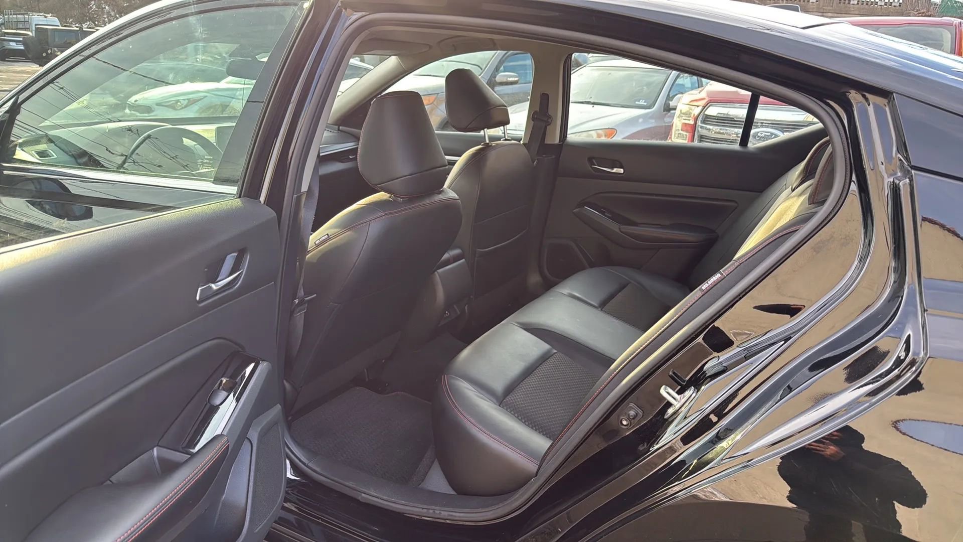 Used 2025 Nissan Altima 2.5 SR image 27