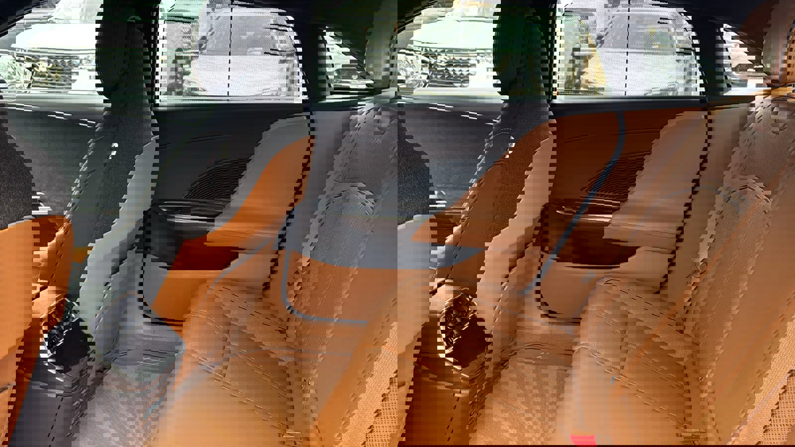 Used 2023 Lucid Air Grand Touring image 28