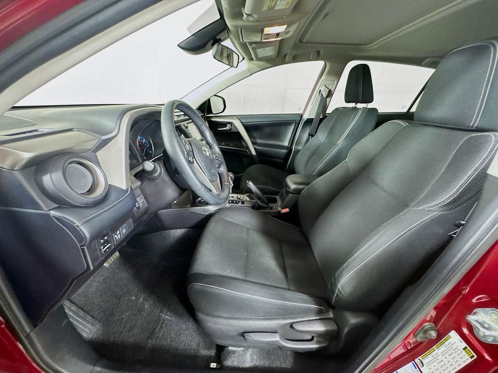 Used 2018 Toyota RAV4 Adventure image 24