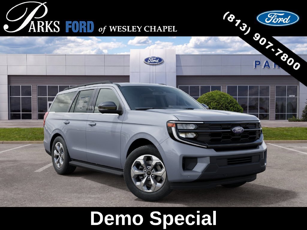 New 2027 Ford Expedition Active RWD image 4