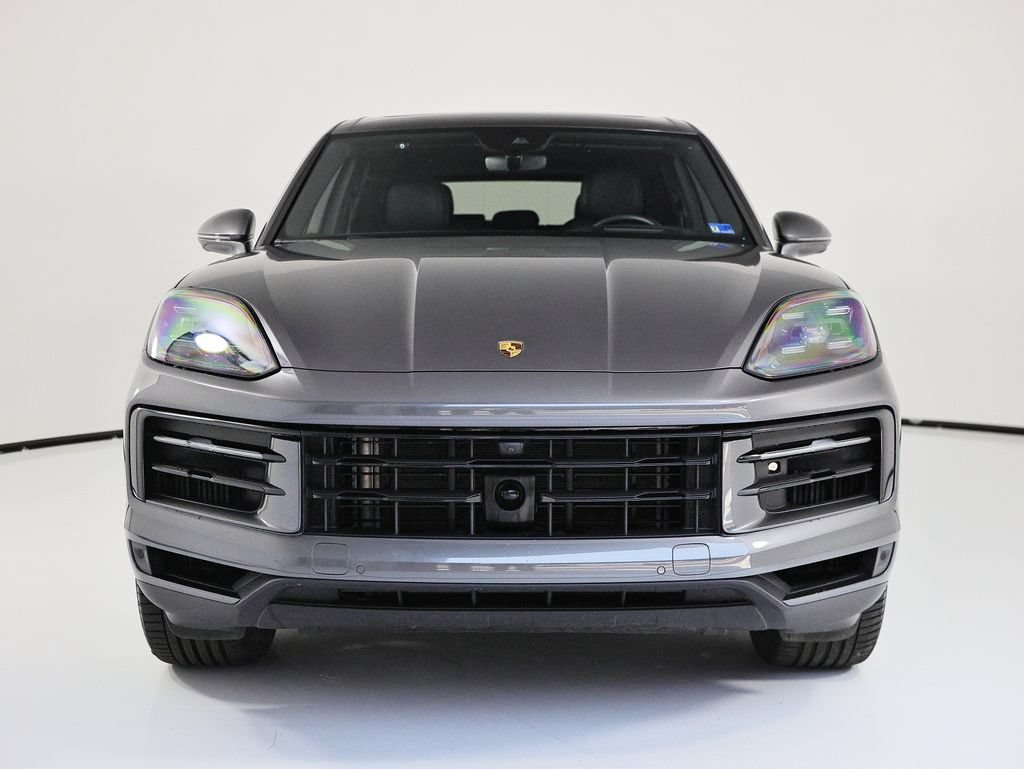 Used 2024 Porsche Cayenne AWD/4WD image 10
