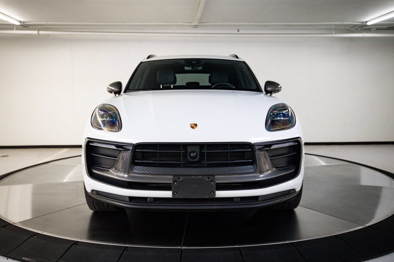 Certified 2023 Porsche Macan Turbo AWD/4WD image 10