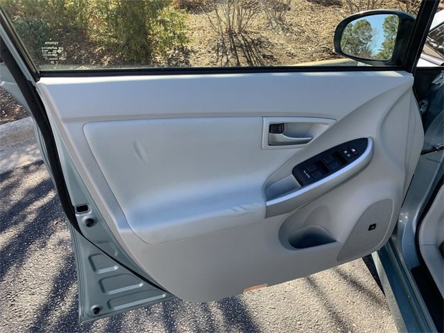 Used 2014 Toyota Prius Four image 17