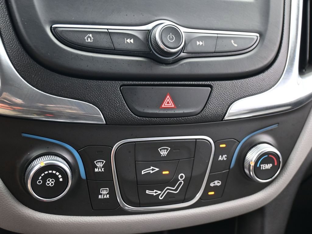 Used 2019 Chevrolet Equinox LS image 19