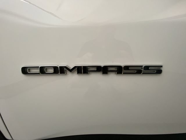Used 2022 Jeep Compass Latitude AWD/4WD image 25