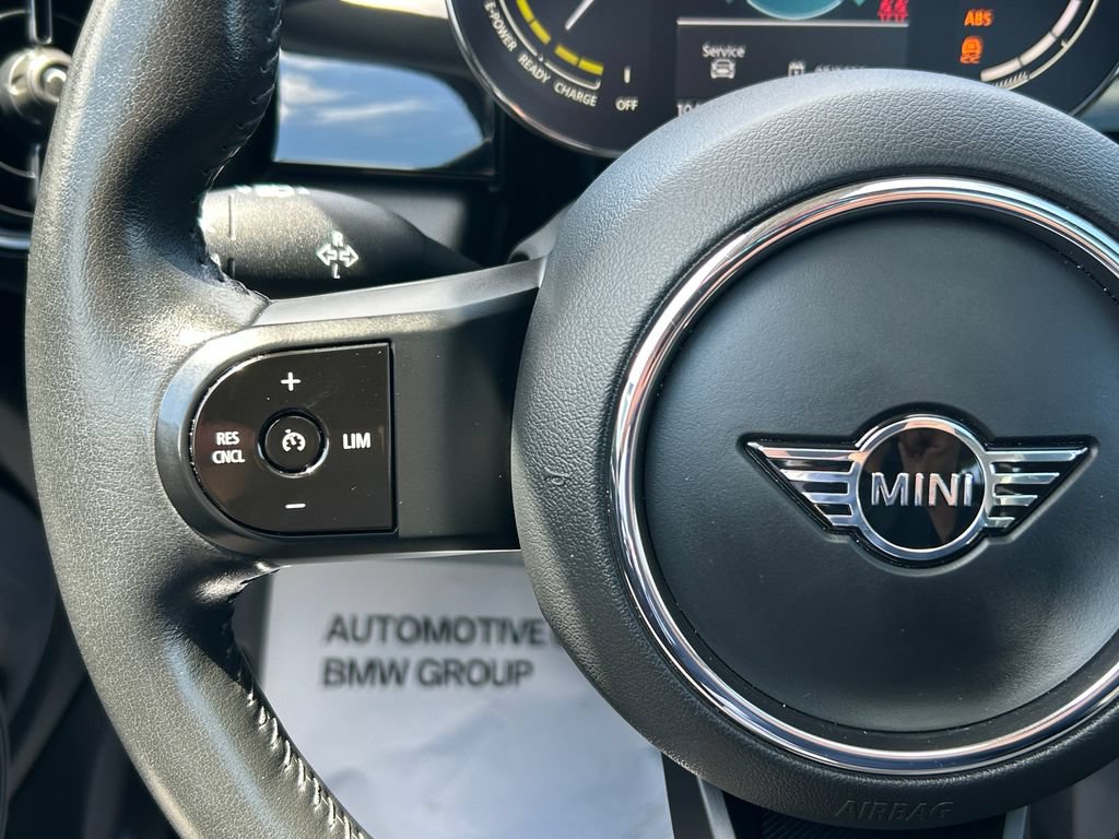 Used 2024 MINI Cooper SE FWD image 19