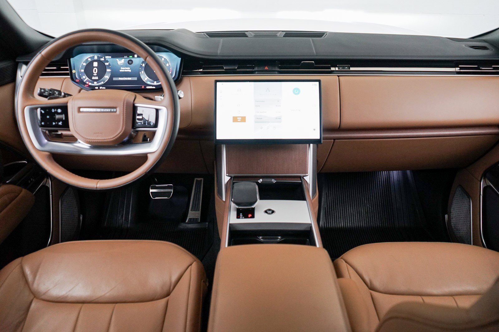 Used 2024 Land Rover Range Rover Long Wheelbase Autobiography AWD/4WD image 13