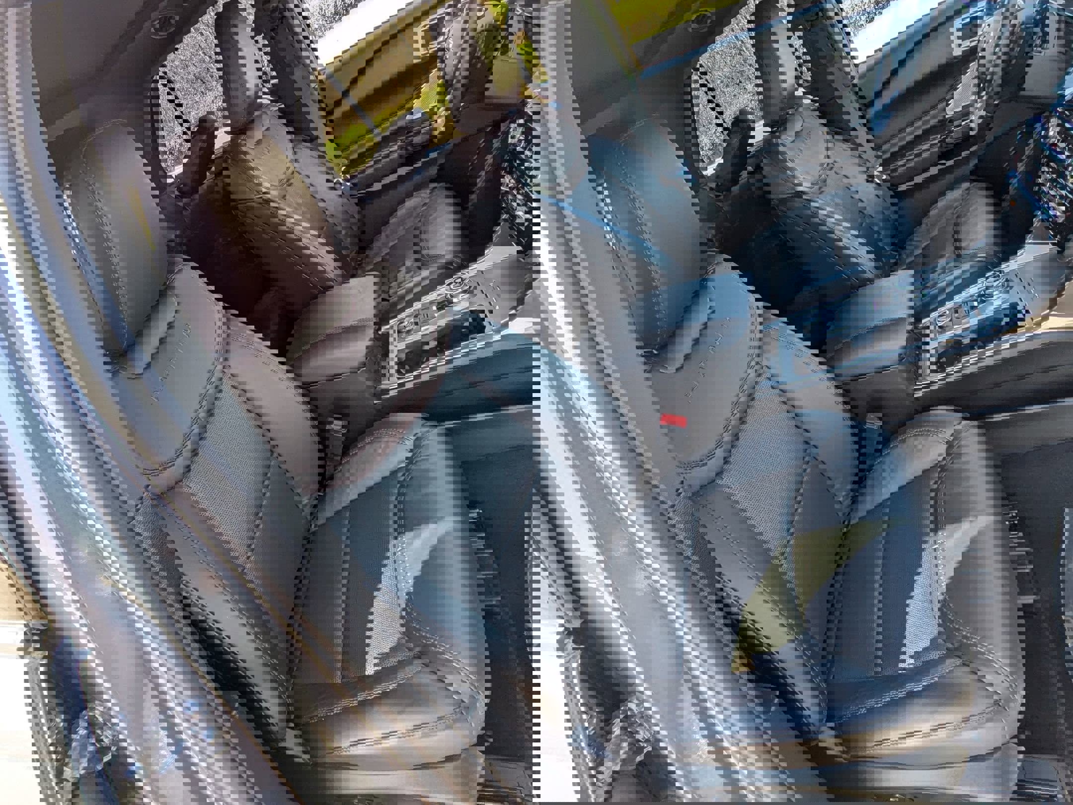 Used 2021 Ford Explorer Platinum w/ Equipment Group 601A image 31