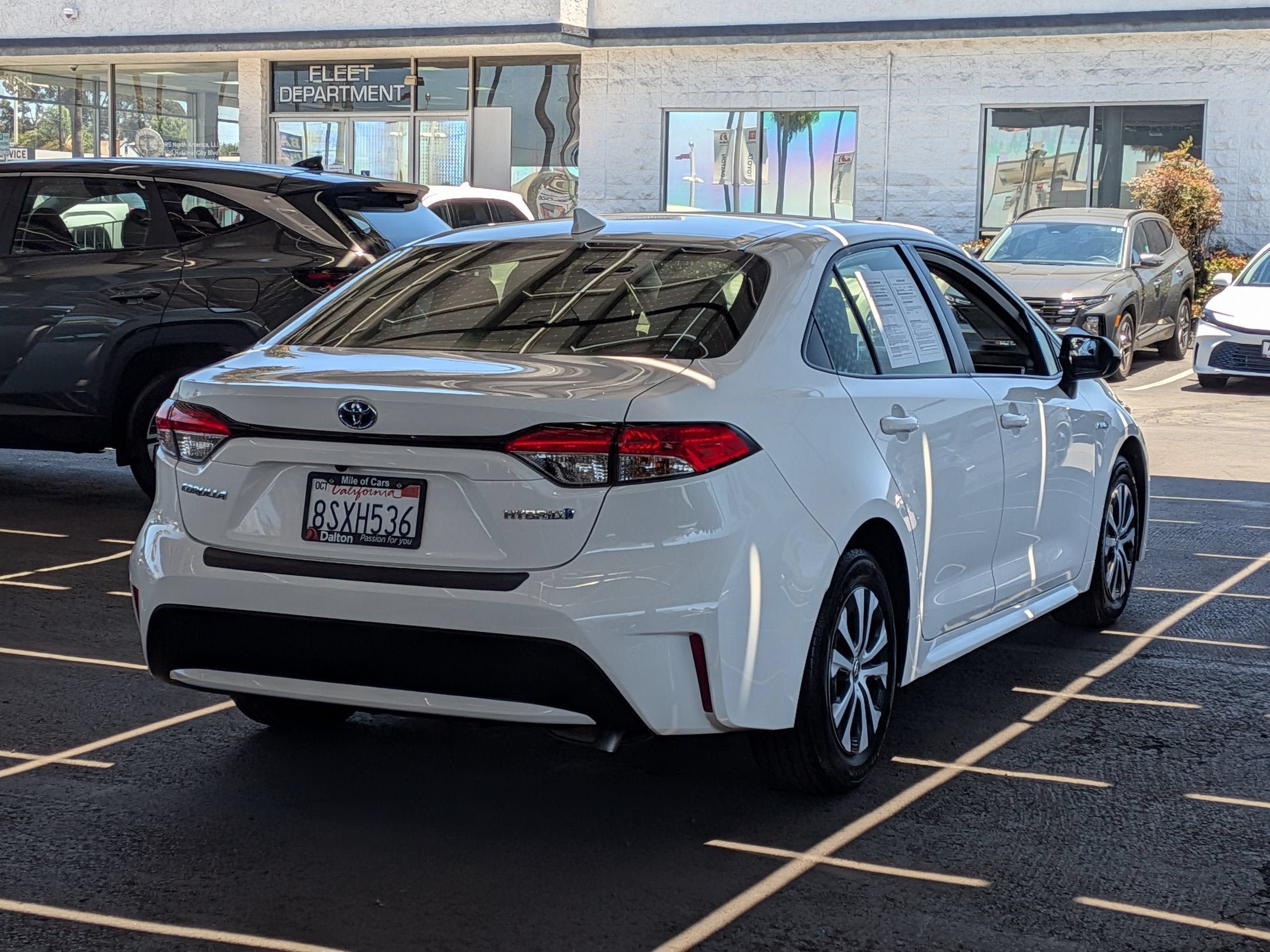 Certified 2021 Toyota Corolla LE FWD image 4