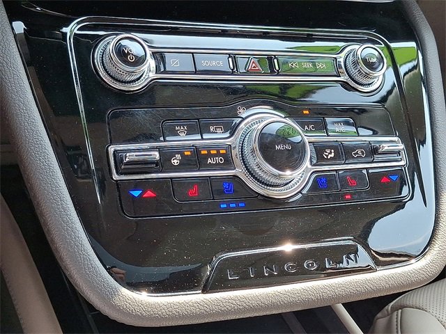 Certified 2022 Lincoln Corsair Reserve w/ Equipment Group 201A image 14