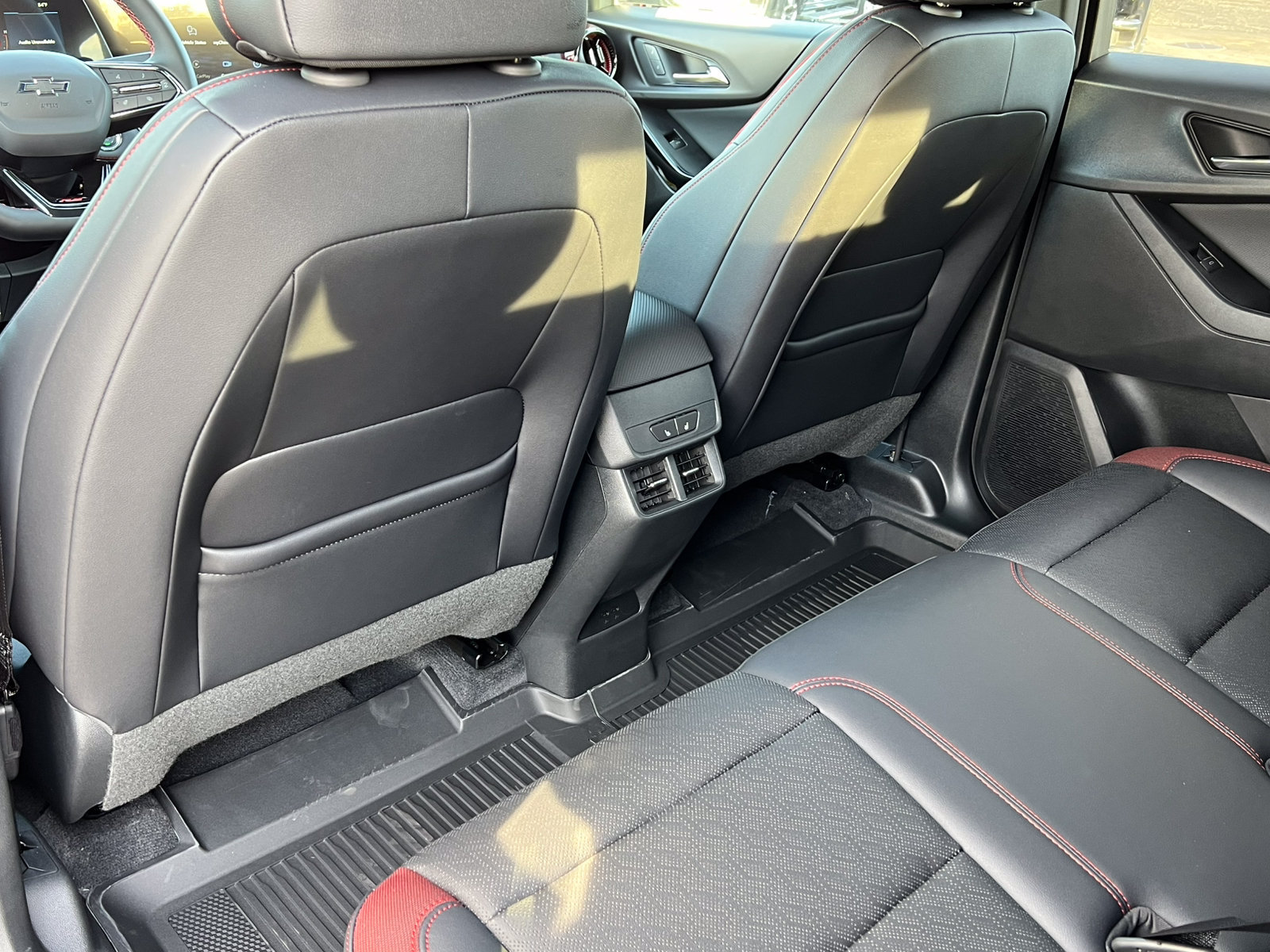 New 2027 Chevrolet Equinox RS w/ Safety and Technology Package AWD/4WD image 38