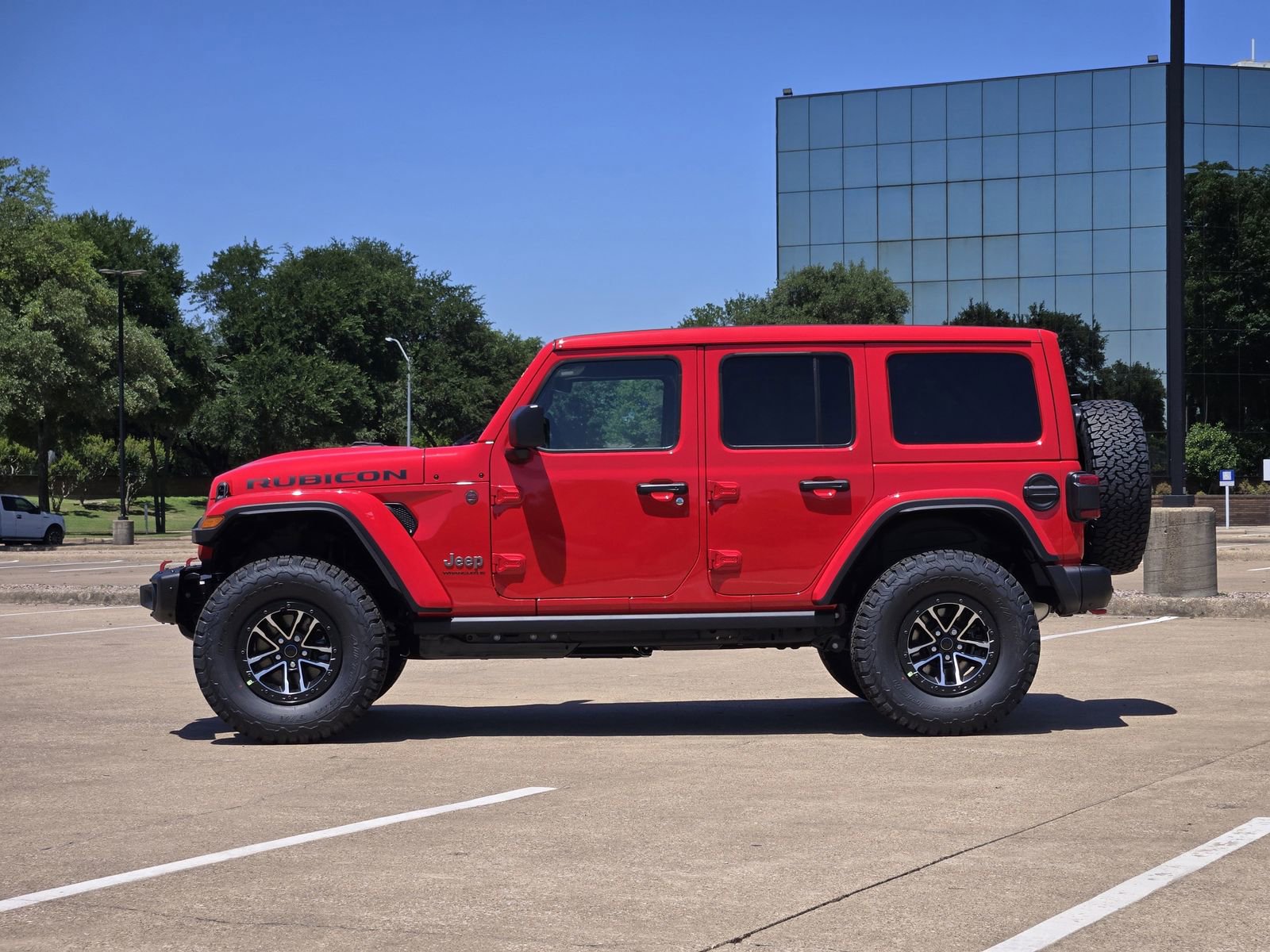 New 2026 Jeep Wrangler Unlimited Rubicon AWD/4WD image 3