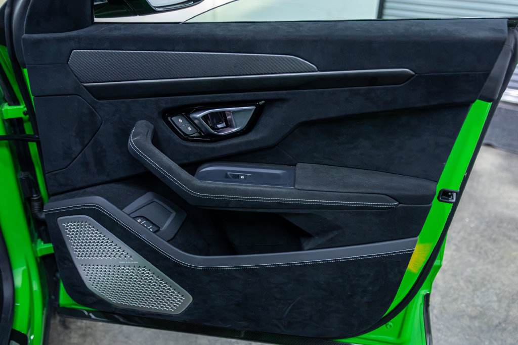 Used 2023 Lamborghini Urus Performante AWD/4WD image 67