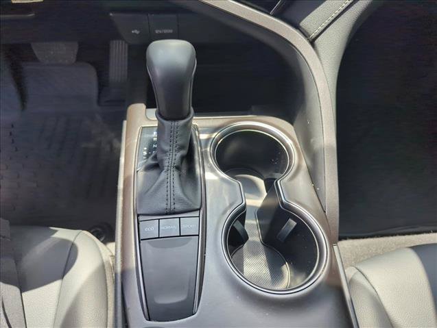 Used 2024 Toyota Camry SE FWD image 14