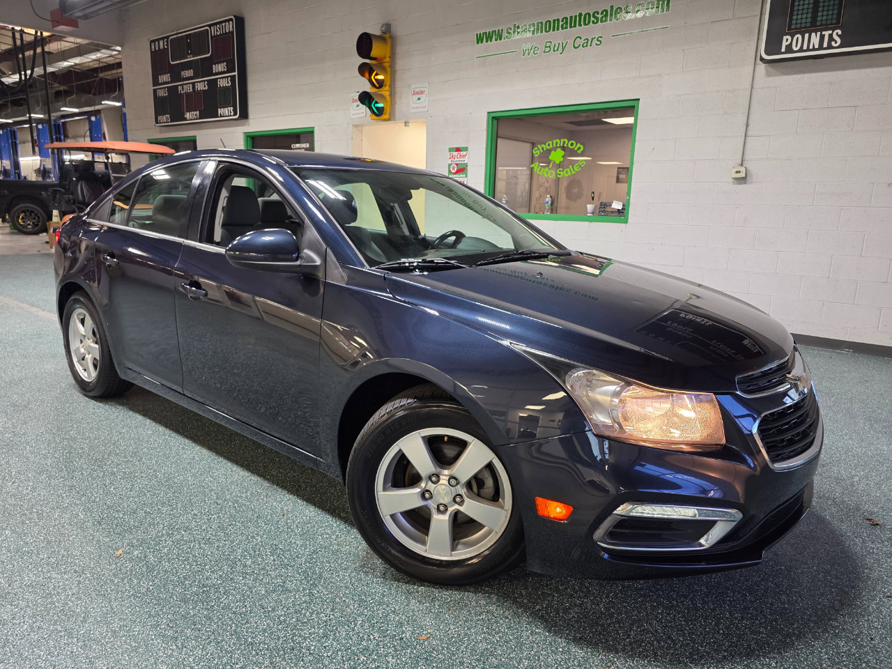 Used 2016 Chevrolet Cruze LT w/ Technology Package image 14