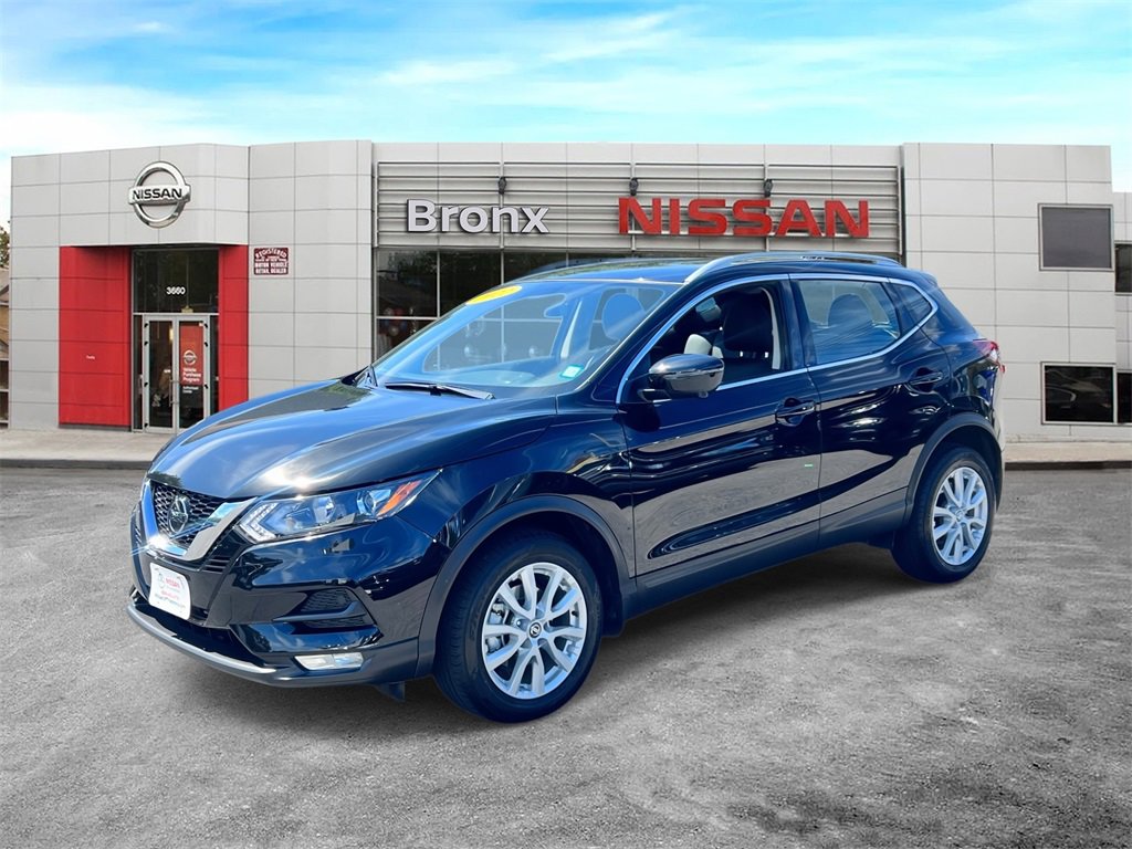 Used 2022 Nissan Rogue Sport SV w/ Technology Package image 4