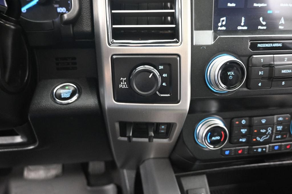 Used 2019 Ford F250 Platinum w/ Platinum Ultimate Package AWD/4WD image 19